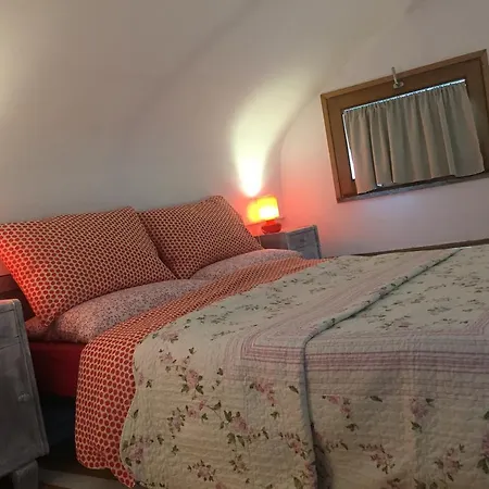 Li Schisani Nyaraló