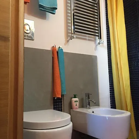 Li Schisani Nyaraló