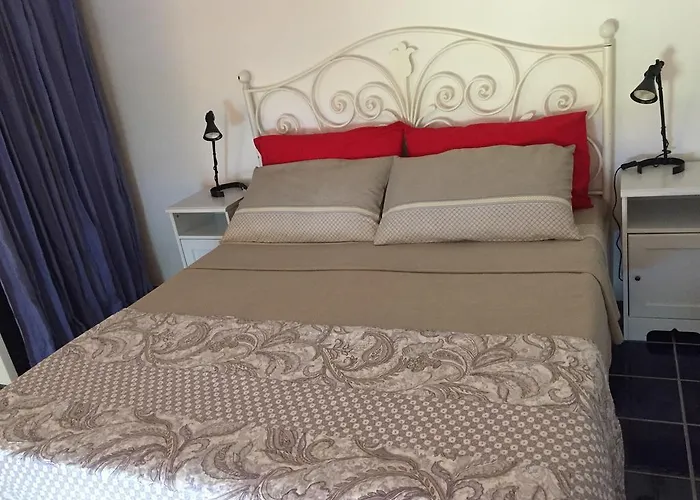 Nyaraló Li Schisani *