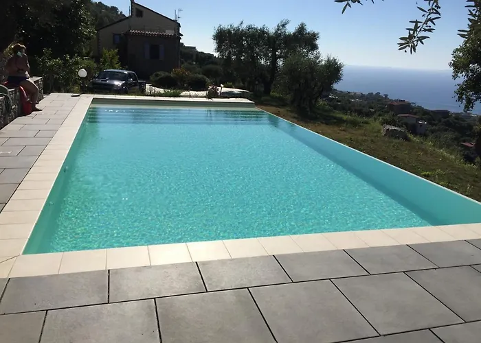 Li Schisani Feriehus *